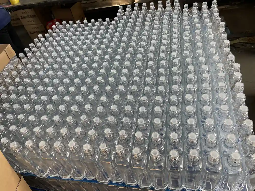 En Oaxaca, las opciones de envases de vidrio para los productores de mezcal.