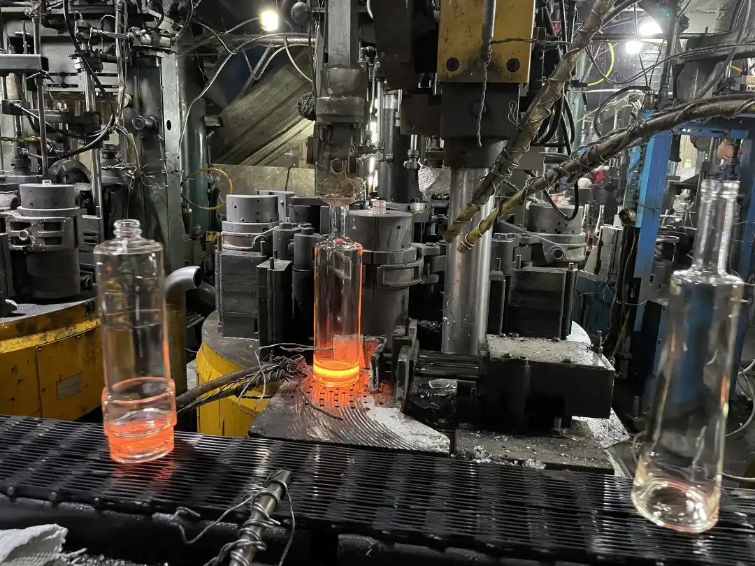Botella de vidrio para whisky